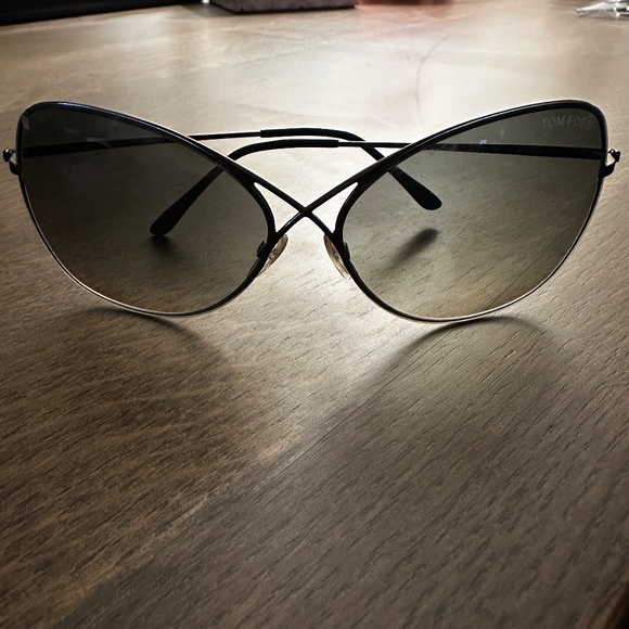 Sunglasses - Tom Ford - Picture 7 of 10